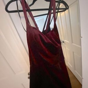 Windsor burgundy dress with leg slit